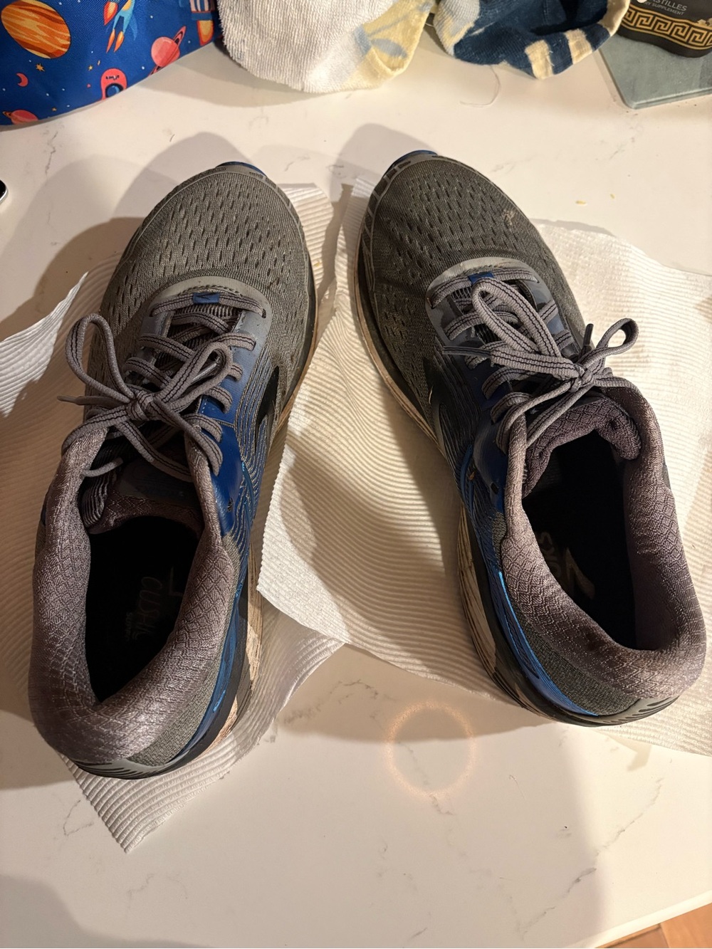 Brooks Men's Gray and Blue Running Sneakers